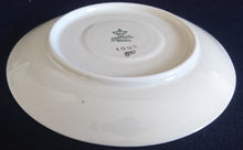 Lade das Bild in den Galerie-Viewer, UNTERTASSE - Porzellan, Goldrand & Innenrand Flora Blumenblüten Blatt Blätter Motiv Dekor (nBC)