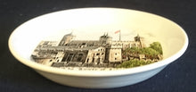 Lade das Bild in den Galerie-Viewer, SAMMELTELLERCHEN UNTERSETZER - Porzellan, Burg Schloß Tower of London Motiv Aufschrift Motiv Dekor (BC)