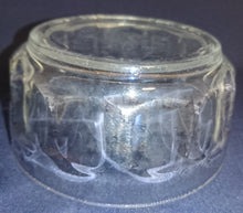 Lade das Bild in den Galerie-Viewer, SALATSCHÜSSEL - Hartglas, Klassisches Waben Relief Motiv Dekor