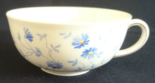 Lade das Bild in den Galerie-Viewer, TEETASSE - Porzellan, Flora Vergiss mein nicht Blumenblüten Pflanzen Motiv Dekor