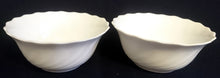 Lade das Bild in den Galerie-Viewer, 2er Set DESSERTSCHALEN - Acrylglas, Gewölbter Rand Wellen Geschwungen Relief Motiv Dekor