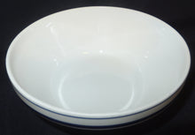 Lade das Bild in den Galerie-Viewer, FRÜHSTÜCKS MÜSLISCHALE - Porzellan, Breiter Schmaler Dünner Linien Motiv Dekor (BC) (G)