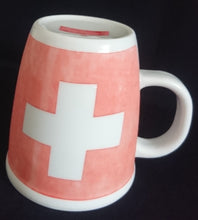 Lade das Bild in den Galerie-Viewer, KAFFEETASSE - Porzellan, Schweizer Flagge Symbol Motiv Dekor