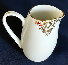 Lade das Bild in den Galerie-Viewer, 5er Set MOCCA KAFFEEKANNE MIT DECKEL & MILCHKÄNNCHEN & ZUCKERDOSE MIT DECKEL - Porzellan, Goldrand Geometrisch Abstrakt Symbol Zeichen Wappen Dekor Motiv