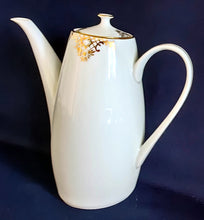 Lade das Bild in den Galerie-Viewer, 5er Set MOCCA KAFFEEKANNE MIT DECKEL & MILCHKÄNNCHEN & ZUCKERDOSE MIT DECKEL - Porzellan, Goldrand Geometrisch Abstrakt Symbol Zeichen Wappen Dekor Motiv