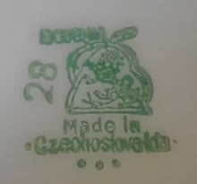 Lade das Bild in den Galerie-Viewer, MOCCA~ KAFFEEKANNE MIT DECKEL - Porzellan, Goldrand Geometrisch Abstrakt Symbol Zeichen Wappen Dekor Motiv