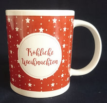 Lade das Bild in den Galerie-Viewer, KAFFEETASSE - Keramik / Steingut, Sterne Punkte Fröhliche Weihnachten Aufschrift Motiv Dekor