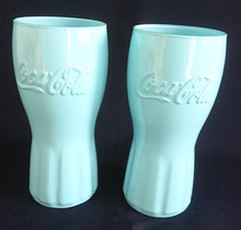 Lade das Bild in den Galerie-Viewer, GETRÄNKEGLAS COCA COLA - Hartglas, Cremefarbende Coca Cola Aufschrift Motiv Dekor