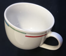 Lade das Bild in den Galerie-Viewer, KAFFEETASSE "Atlantic" - Porzellan, Balken Linien Rechtecke Striche Motiv Dekor