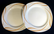 Lade das Bild in den Galerie-Viewer, 2er Set DESSERTTELLER "Oslo" - Geschwungene Wellenartige Doppel Kreuzlinien Motiv Dekor