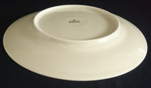 Lade das Bild in den Galerie-Viewer, 2er Set DESSERTTELLER - Porzellan, Flora Blumenblüten Relief Motiv Dekor