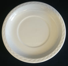 Lade das Bild in den Galerie-Viewer, 2er Set 2er KAFFEEGEDECKE - Keramik / Steingut, Flora Obst Weintrauben Birnen Blatt Blüten Abstrakt Rand Relief Motiv Dekor