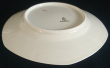 Lade das Bild in den Galerie-Viewer, DESSERTTELLER - Porzellan, Goldrand Rosenblüten Bouquet Punkte Kreise Motiv Dekor