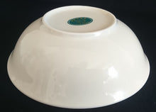 Lade das Bild in den Galerie-Viewer, BEILAGENSCHALE - Porzellan, Flora Rosenstrauß Blumenblüten Breiter Rand Dekor Motiv