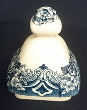 Lade das Bild in den Galerie-Viewer, KAFFEEKANNE MIT DECKEL - Keramik / Steingut, Landschaft Haus Bauernhof Flora Natur Abstrakte Symbole Zeichen Motiv Dekor