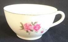 Lade das Bild in den Galerie-Viewer, TEETASSE - Porzellan, Goldrand Flora Rosenblumen Blüten Motiv Dekor