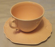 Lade das Bild in den Galerie-Viewer, 2er Set 2er KAFFEEGEDECKE "Genevieve Lethu" - Keramik / Steingut, Rosa Gesprenkeltes Punkte Rand Linien Abstrakt Motiv Dekor