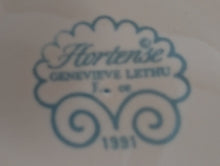 Lade das Bild in den Galerie-Viewer, 2er Set 3er KAFFEEGEDECK "Genevieve Lethu" - Keramik / Steingut, Rosa Gesprenkeltes Punkte Rand Linien Abstrakt Motiv Dekor