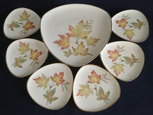 Lade das Bild in den Galerie-Viewer, DESSERTTELLER "Diadem" - Porzellan, Goldrand Blatt Blätter Herbstlaub Motiv Dekor (BC)