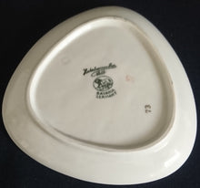 Lade das Bild in den Galerie-Viewer, 2er Set ABLAGETELLERCHEN "Diadem" - Porzellan, Goldrand Blatt Blätter Herbstlaub Motiv Dekor