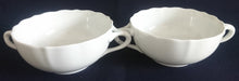 Lade das Bild in den Galerie-Viewer, 2er SUPPENTASSEN GEDECK - Porzellan, Einfärbiges Gastronomisches Relief Motiv Dekor