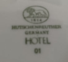 Lade das Bild in den Galerie-Viewer, 2er Set ZUCKERDOSE OHNE DECKEL & MILCHKAKAO GETRÄNKEKÄNNCHEN "Hotel" - Porzellan, Flora Blumenblüten Pflanzen Blatt Blätter Dekorrand Motiv