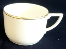 Lade das Bild in den Galerie-Viewer, 2er KAFFEEGEDECK - Porzellan, Goldrand Klassisch Linien Motiv Dekor