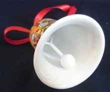 Lade das Bild in den Galerie-Viewer, SAMMEL- WEIHNACHTSGLOCKE "2011" - Porzellan, Weihnachtsfamilienfest Geschenke Luciafest Motiv Dekor (nBC)