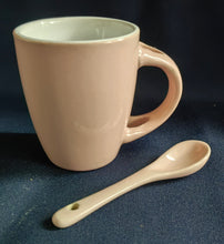 Lade das Bild in den Galerie-Viewer, ESPRESSO~ KAFFEETASSE & LÖFFEL - Keramik / Steingut, Moderne Einfärbige Form Dekor (Rosa)