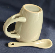 Lade das Bild in den Galerie-Viewer, ESPRESSO~ KAFFEETASSE & LÖFFEL - Keramik / Steingut, Moderne Einfärbige Form Dekor (Grau)