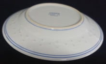 Lade das Bild in den Galerie-Viewer, 4er SUPPENTASSEN GEDECK - Porzellan, Chinesisches Abstraktes Rand Linien Drachen Punkte Relief Motiv Dekor