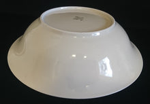 Lade das Bild in den Galerie-Viewer, BEILAGENSCHÜSSEL - Goldrand Schleifen Kreise Punkte Motiv Dekor (BC)