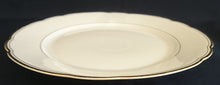 Lade das Bild in den Galerie-Viewer, BEILAGEN~ SERVIERTELLER - Keramik / Steingut, Doppelter Gold Relief Innen & Außen Linien Rand Motiv Dekor (BC)