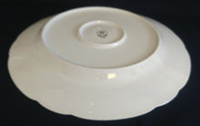 Lade das Bild in den Galerie-Viewer, BEILAGEN~ SERVIERTELLER - Keramik / Steingut, Doppelter Gold Relief Innen & Außen Linien Rand Motiv Dekor (BC)