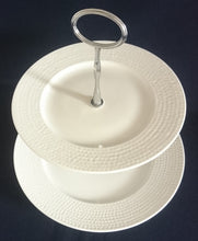 Lade das Bild in den Galerie-Viewer, 2 EBENEN ETAGERE "Golf Collection" - Porzellan & Metall, Gesprenkeltes Punkte Rand Linien Abstrakt Motiv Dekor