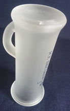 Lade das Bild in den Galerie-Viewer, SHORT~ GETRÄNKEGLAS - Hartglas, Aufschrift Keglevich Ice Breaker Firmenlogo Motiv Dekor