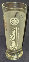 Lade das Bild in den Galerie-Viewer, BIER~ GETRÄNKE~ SAMMELGLAS "König von Deutschland Edition II" "Nr. 1 von 3" - Hartglas, Mattiertes Person Sportler Tennisspieler Unterschrift Firma Aufschrift Symbol Motiv Dekor, Boris Becker Designer (nBC)