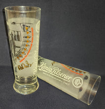Lade das Bild in den Galerie-Viewer, BIER~ GETRÄNKE~ SAMMELGLAS "König von Deutschland Edition II" "Nr. 3 von 3" - Hartglas, Mattiertes Personen Bier Motiv Unterschriften Autogramme Firma Aufschrift Symbol Motiv Dekor, Til Schweiger & Boris Becker Designer (nBC)