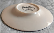 Lade das Bild in den Galerie-Viewer, 2er ESPRESSO~ KAFFEEGEDECK "Style No. 6"- Porzellan, Männchen Figur Symbol Körperhaltung Tätigkeit Tanzen Dancing