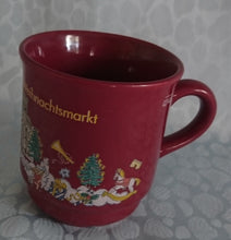 Lade das Bild in den Galerie-Viewer, GLÜHWEINTASSE - Keramik / Steingut, Frankfurter Weihnachtsmarkt Struwwelpeter Museums Aufschrift Motiv Dekor
