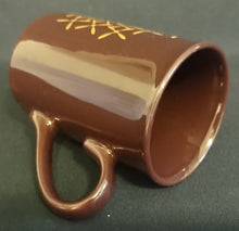 Lade das Bild in den Galerie-Viewer, KAFFEETASSE - Porzellan, Abstrakt Kreuz X Spiralen Motiv Dekor