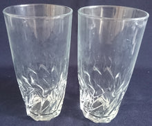 Lade das Bild in den Galerie-Viewer, GETRÄNKEGLAS - Hartglas, Relief Smaragd Edelstein Motiv Dekor