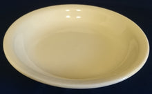 Lade das Bild in den Galerie-Viewer, 2er Set SUPPENTELLER "Scandia" - Porzellan, Einfärbiges Modernes Motiv Dekor (Gelb)