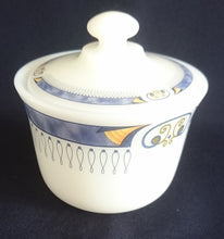 Lade das Bild in den Galerie-Viewer, 3er Set MILCHKÄNNCHEN & ZUCKERDOSE + DECKEL "USA Home Set" - Acrylglas, Abstrakt Wolken Schleier Batik Zeichen Symbol Motiv Dekor