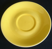 Lade das Bild in den Galerie-Viewer, UNTERTASSE "Ingres Weiss" - Porzellan, Zweifärbiges Klassisches Motiv Dekor (Grüner Stempel) (BC)