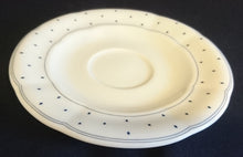 Lade das Bild in den Galerie-Viewer, 2er KAFFEEGEDECK - Porzellan, Geometrisches Karo Punkte Tupfen Linien Gewölbter Relief Rand Motiv Dekor