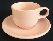 Lade das Bild in den Galerie-Viewer, 2er Set UNTERTASSEN - Keramik / Steingut, Modernes Rosa Einfärbiges Motiv Dekor