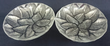 Lade das Bild in den Galerie-Viewer, 2er Set DESSERTSCHALEN - Hartglas, Flora Blatt Blätter Pflanzen Relief Motiv Dekor