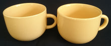 Lade das Bild in den Galerie-Viewer, 2er KAFFEEGEDECK - Keramik / Steingut, Modernes Gelb Einfärbiges Motiv Dekor