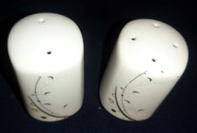 Lade das Bild in den Galerie-Viewer, 5er Set ESS~ SPEISETISCH ZUBEHÖR - Porzellan, Flora Abstrakt Grashalme Blatt Blätter Motiv Dekor